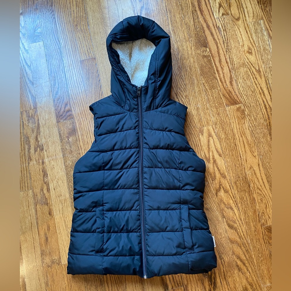Hollister hooded vest size S